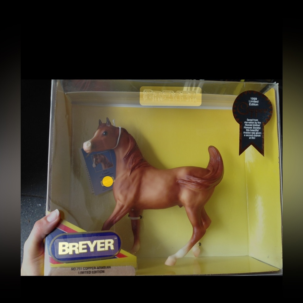 Breyer 1999 Copper Arabian limited edition New in box